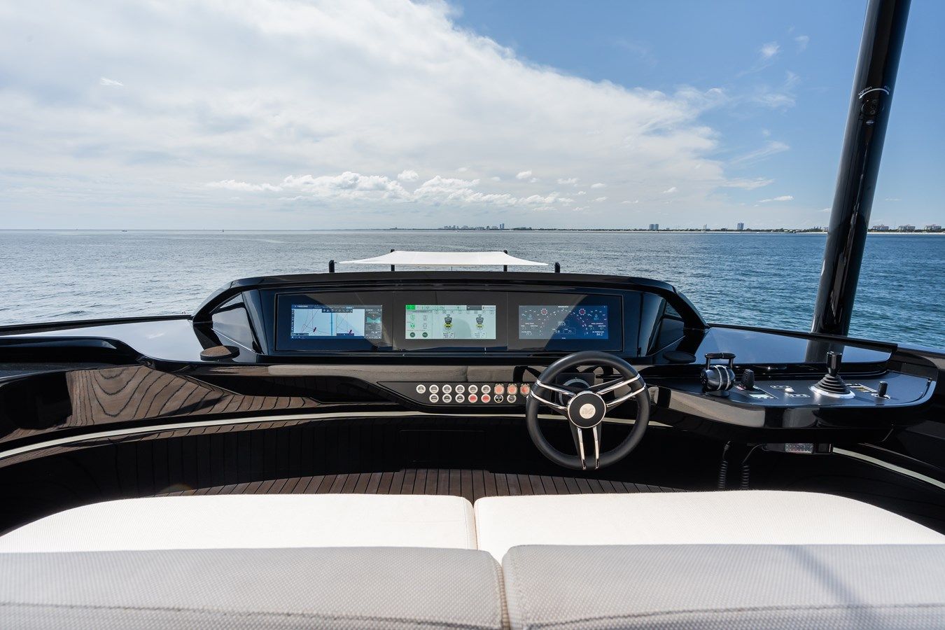 Лучшая цена на JACQPOT - Mangusta