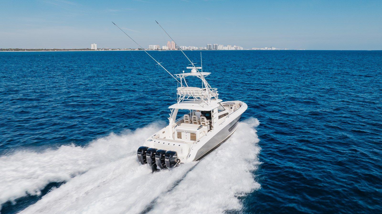 best yacht sales deals Boston Whaler 420 Outrage - Boston Whaler