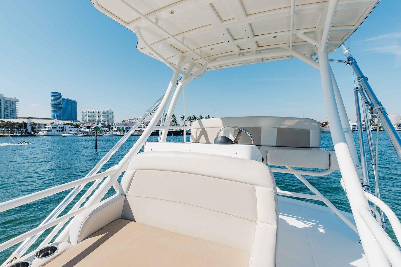 Boston Whaler 420 Outrage yacht sale