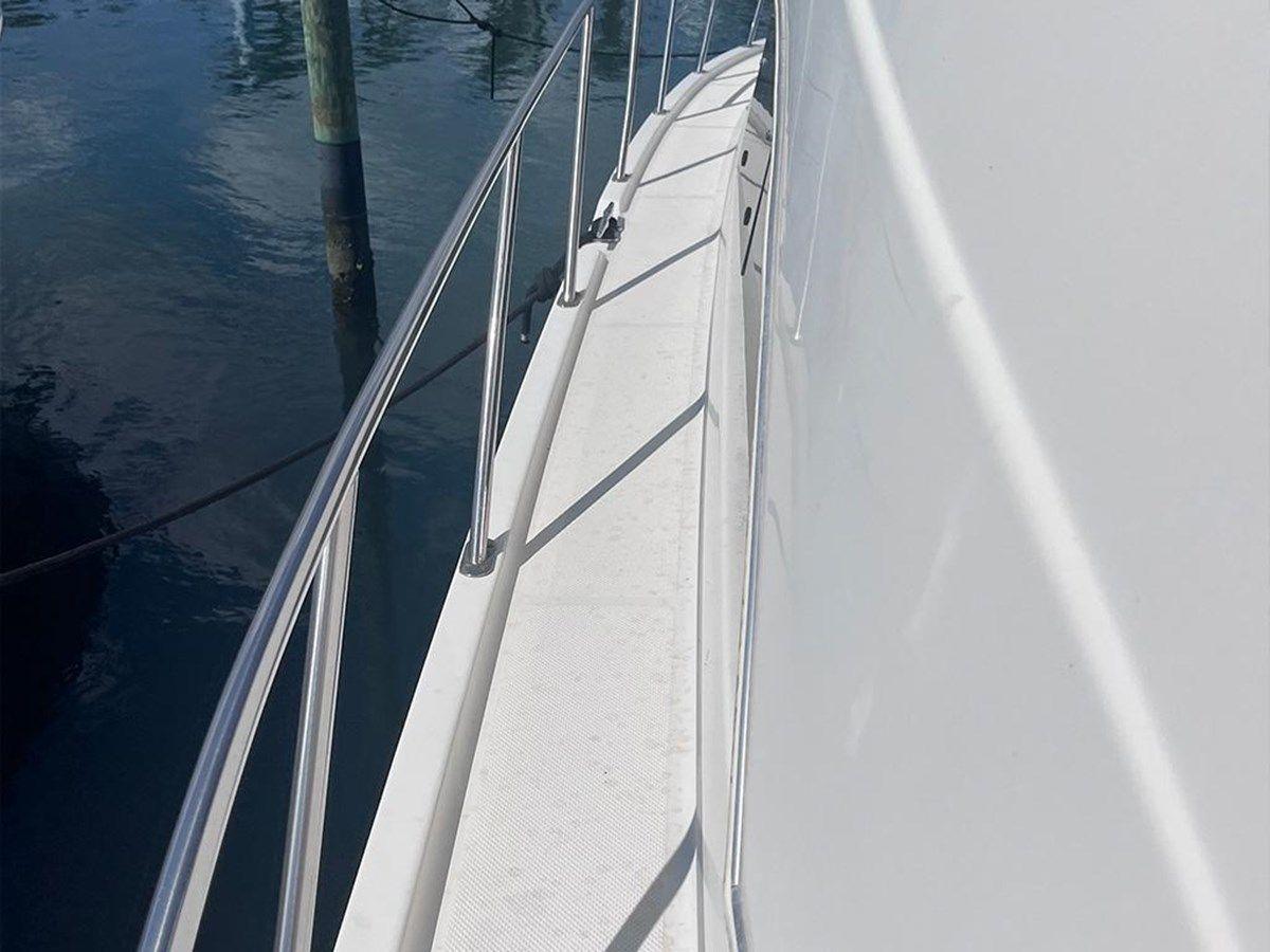 Купить яхту ELEGANT LADY 45 в Shestakov Yacht Sales