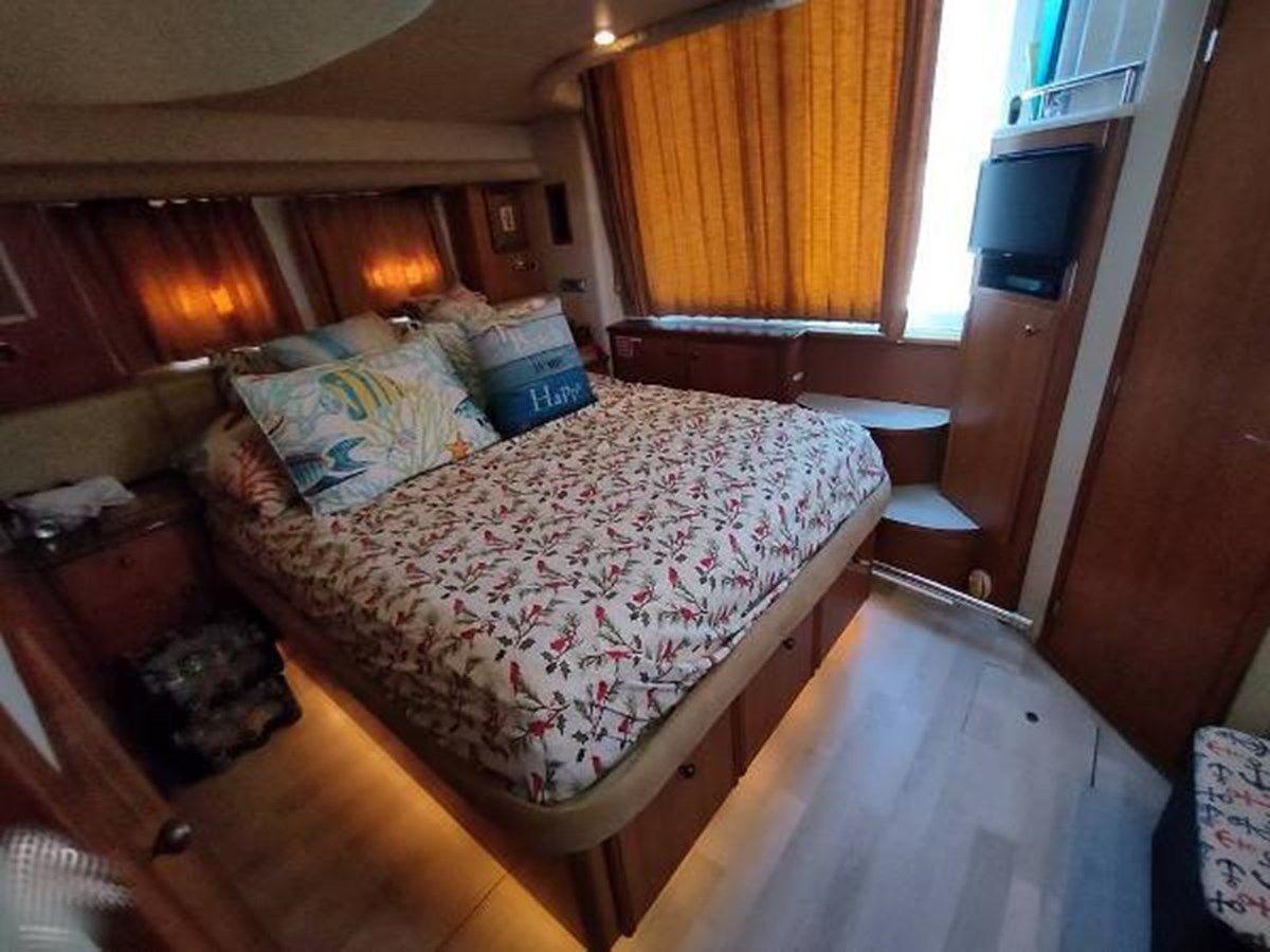 Купить яхту ELEGANT LADY в Shestakov Yacht Sales
