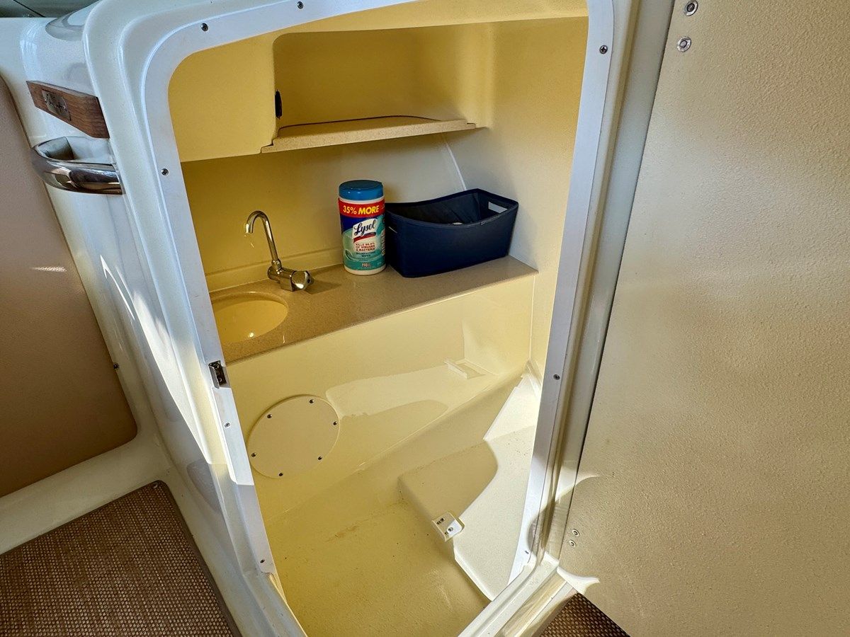 018 Chris-Craft Launch 27 Heritage Trim Edition Surf yacht sale