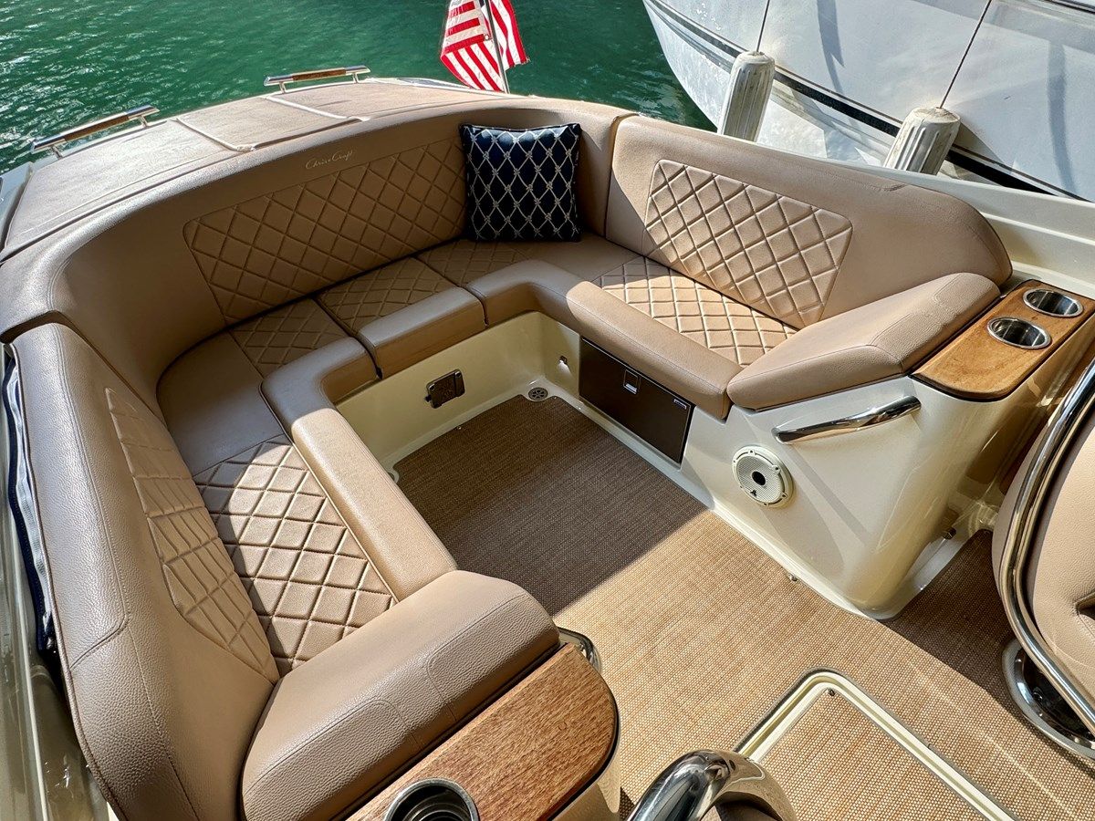 018 Chris-Craft Launch 27 Heritage Trim Edition Surf Launch 27 Wake Surf Heritage Trim Edition price