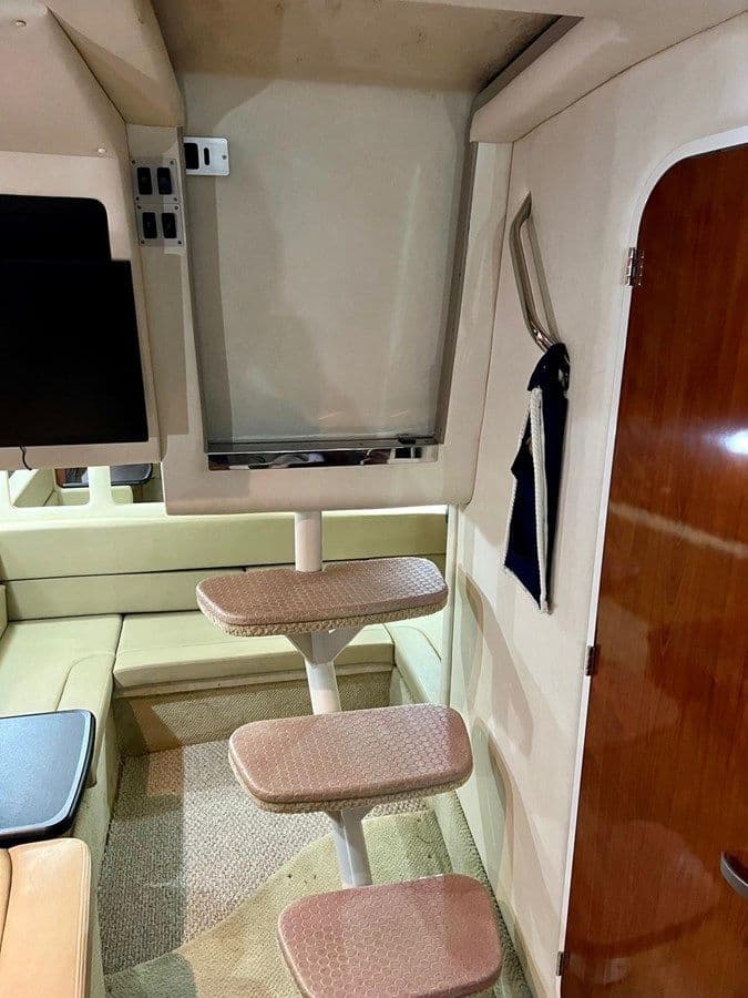 Купить яхту Sea Ray 310 Sundancer - SEA RAY в Shestakov Yacht Sales