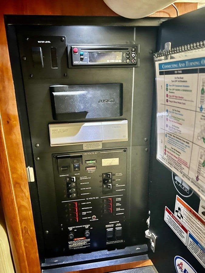 Sea Ray 310 Sundancer