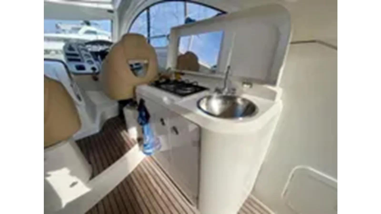 Buy a yacht 2008 Beneteau Monte Carlo 37 Hard Top 2008