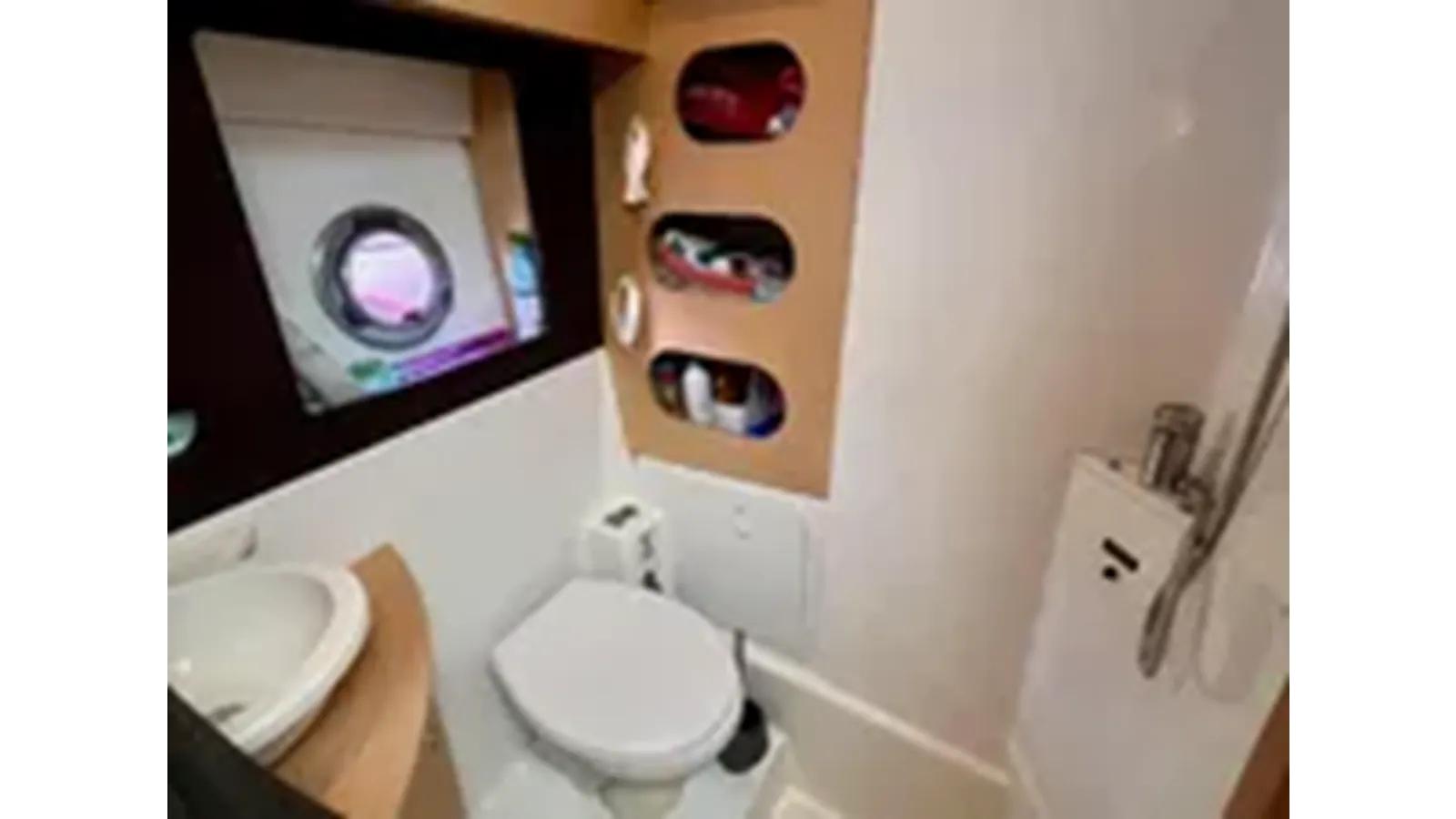 the best price on 2008 Beneteau Monte Carlo 37 Hard Top