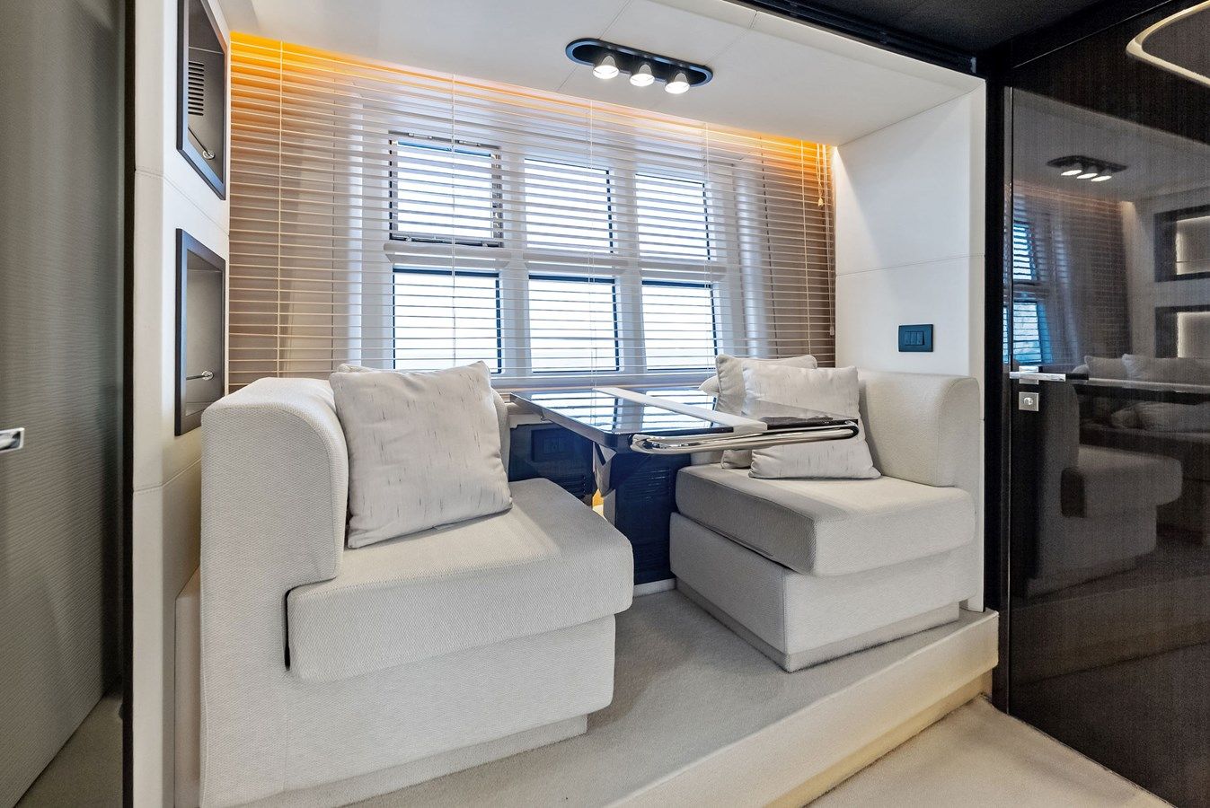 Buy a yacht PANDA 77S