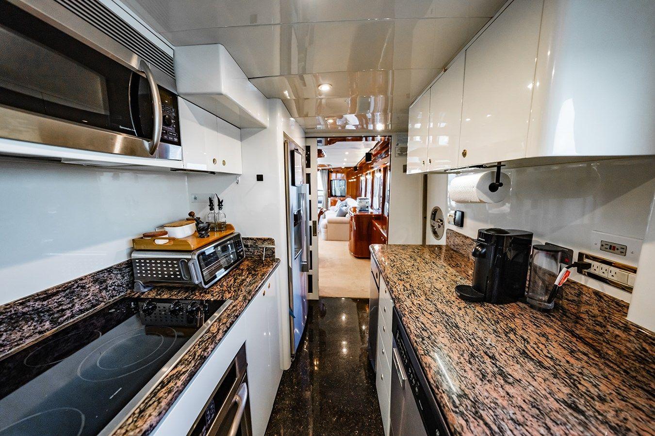 Купить яхту SOUTHERN BELLE - Johnson в Shestakov Yacht Sales