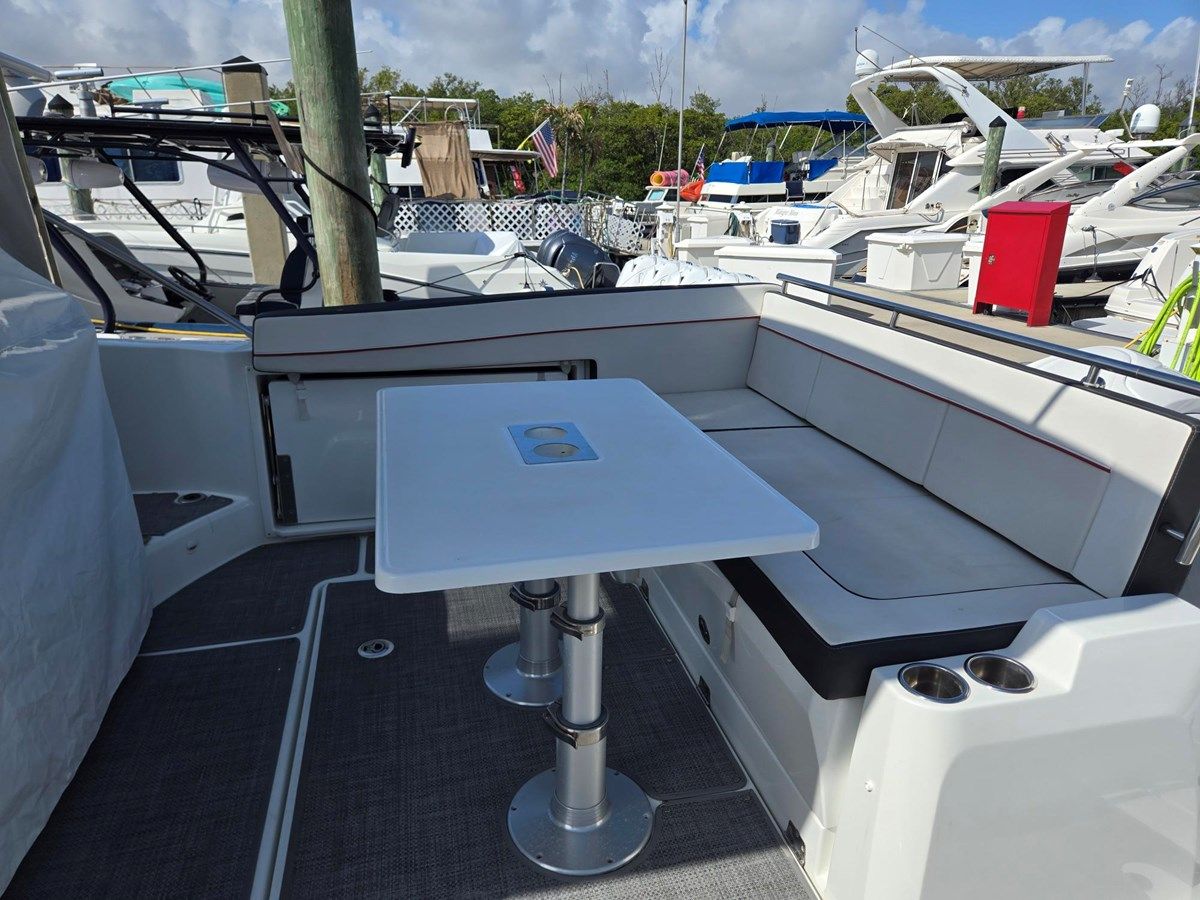 Buy a 2022 LEADER 10.5WA S2 35 at Shestakov Yacht Sales