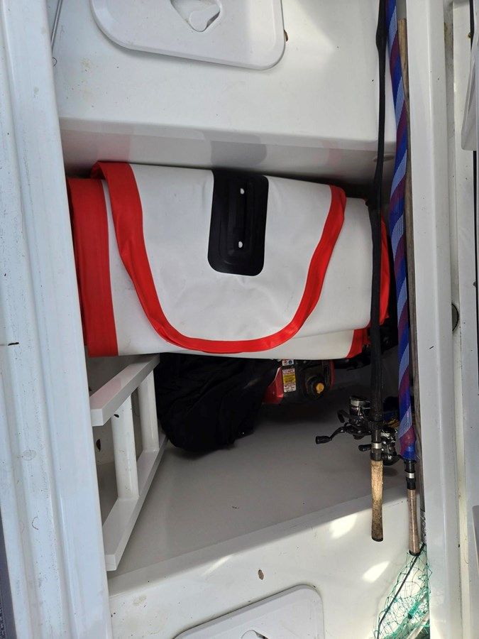 best yacht sales deals 2022 LEADER 10.5WA S2