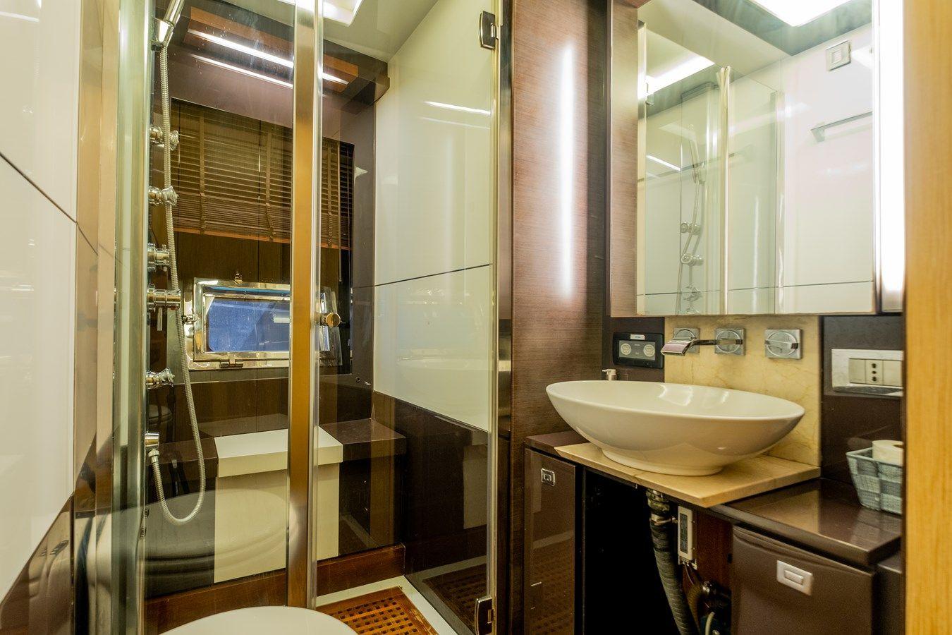 Buy a yacht CANADOS 90 - Canados