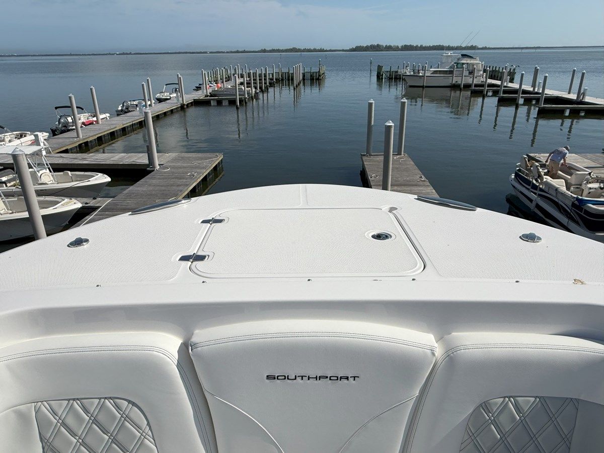 Купить Motivated - SOUTHPORT BOATWORKS