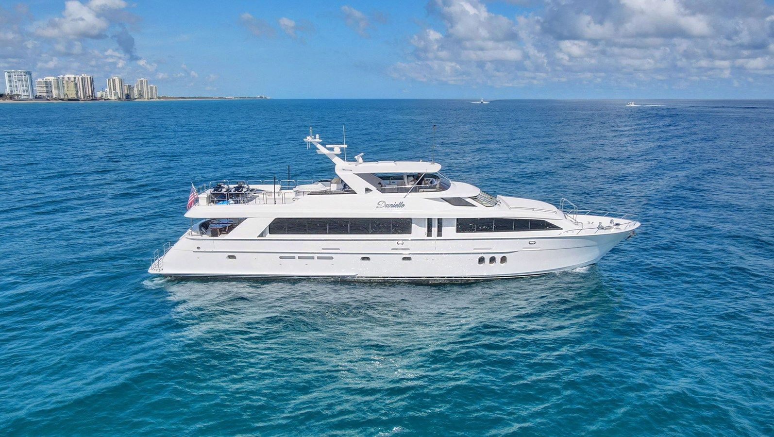 best yacht sales deals DANIELLE - Hatteras