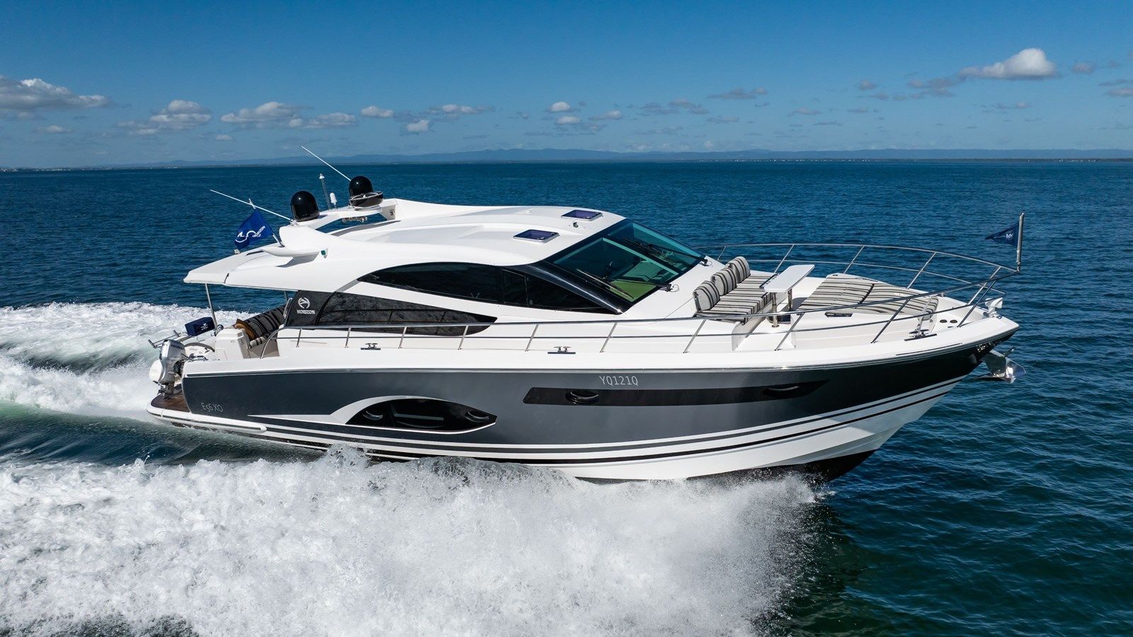 Buy a yacht MAGNUM E56 XO