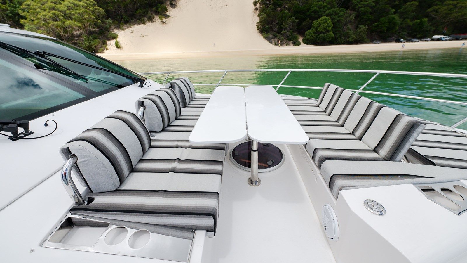 Buy a yacht MAGNUM 2016