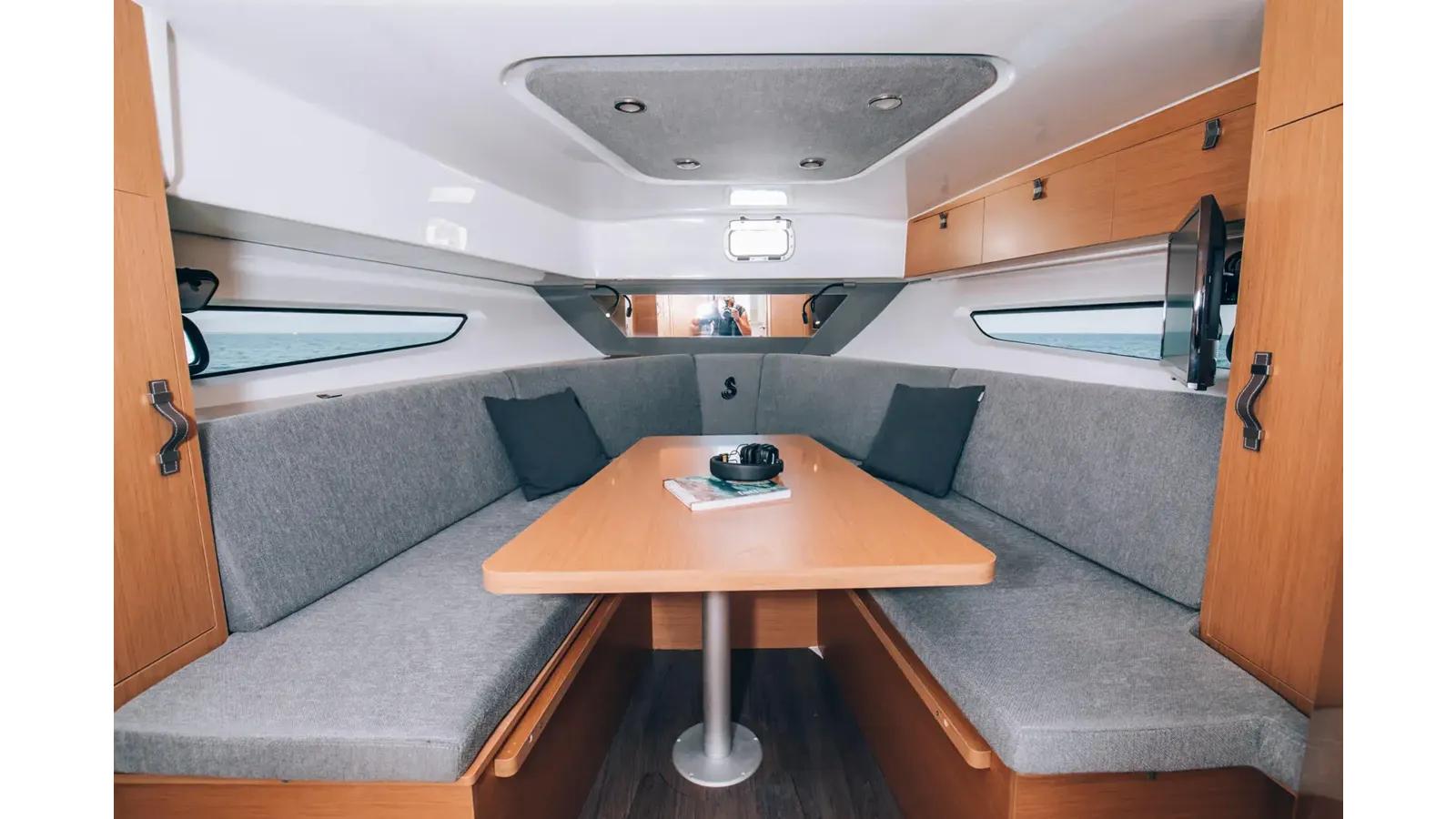 Купить яхту Beneteau Flyer 10 2024 в Shestakov Yacht Sales