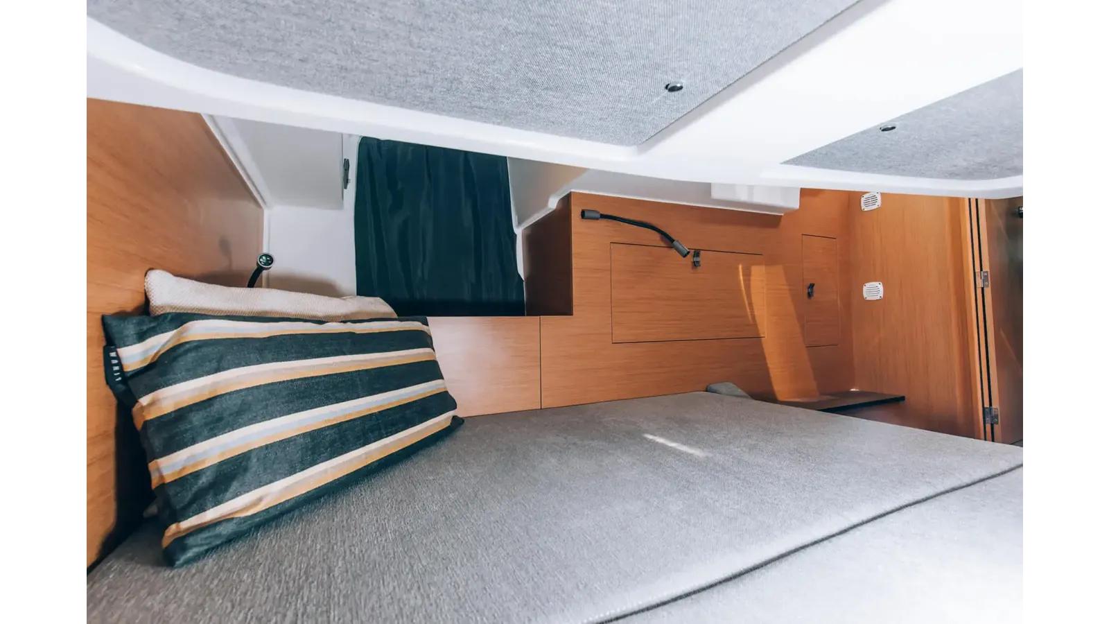 Продажа яхты Beneteau Flyer 10