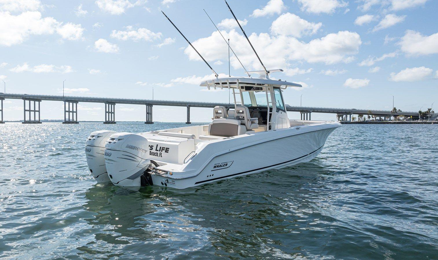 Boston Whaler 330 Outrage - Boston Whaler