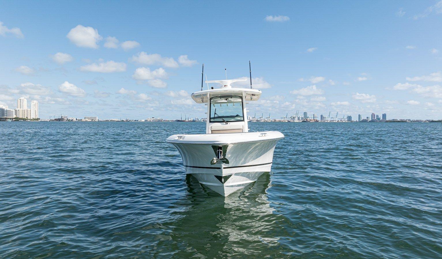 Купить Boston Whaler 330 Outrage 33
