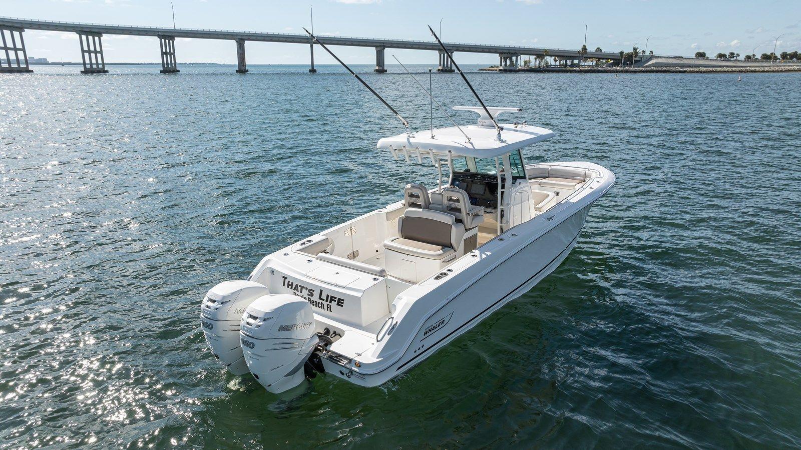 Стоимость яхты Boston Whaler 330 Outrage 2018
