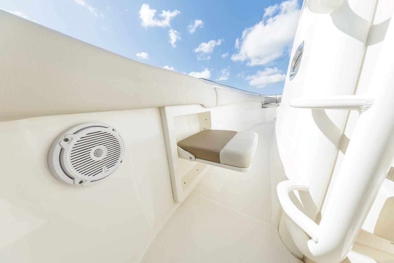 Продажа яхты Boston Whaler 330 Outrage - Boston Whaler