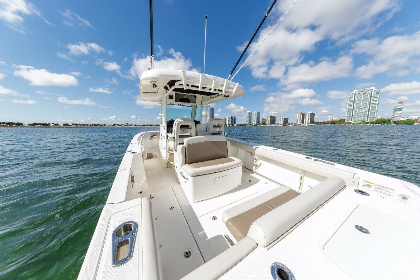 Продажа яхты Boston Whaler 330 Outrage 33
