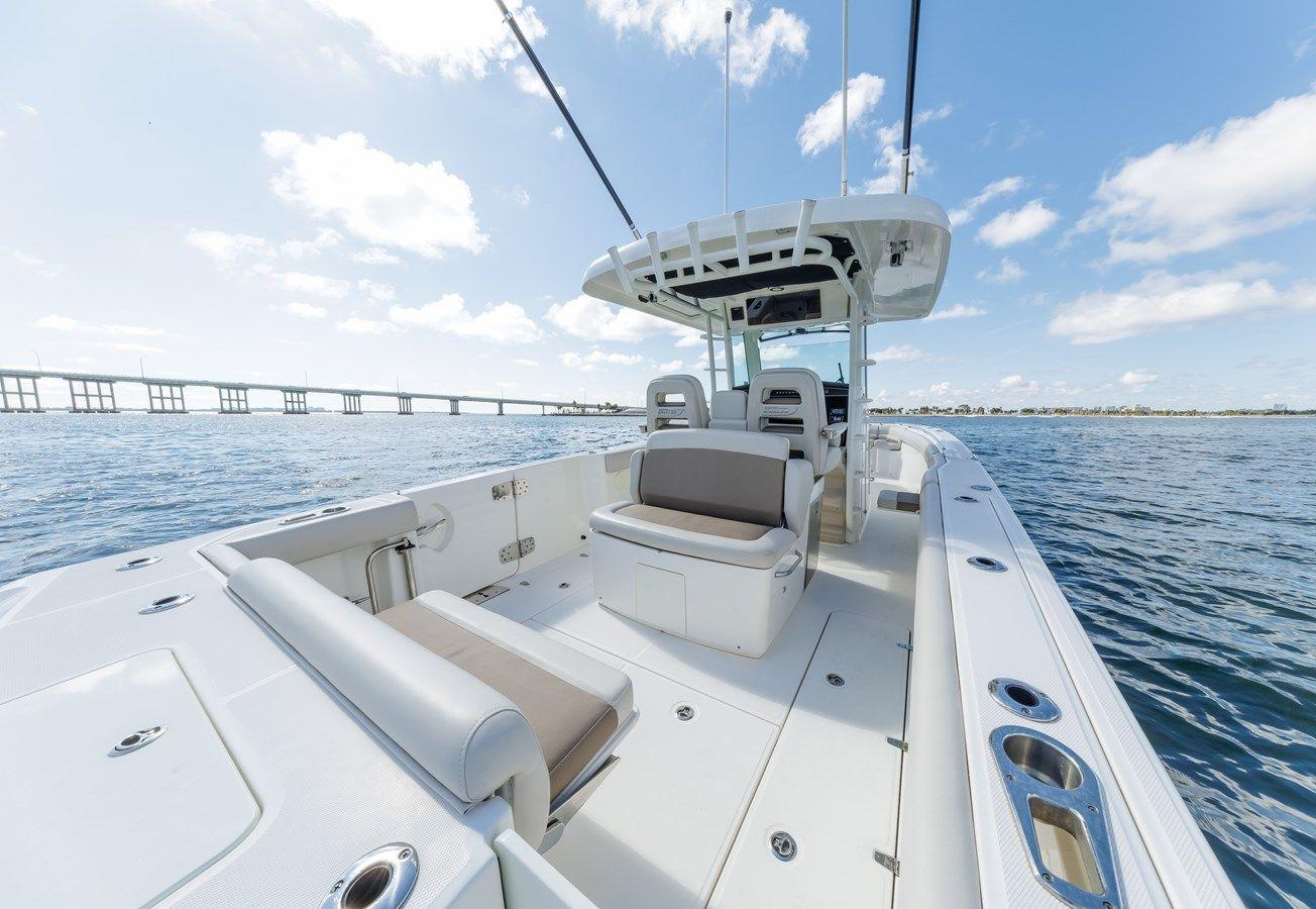 Стоимость яхты Boston Whaler 330 Outrage