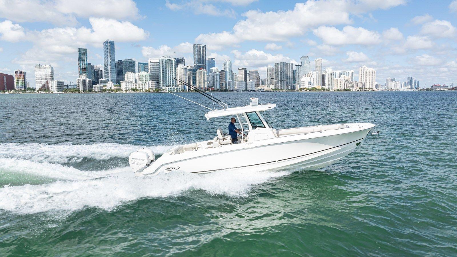 Лучшие предложения покупки яхты Boston Whaler 330 Outrage - Boston Whaler