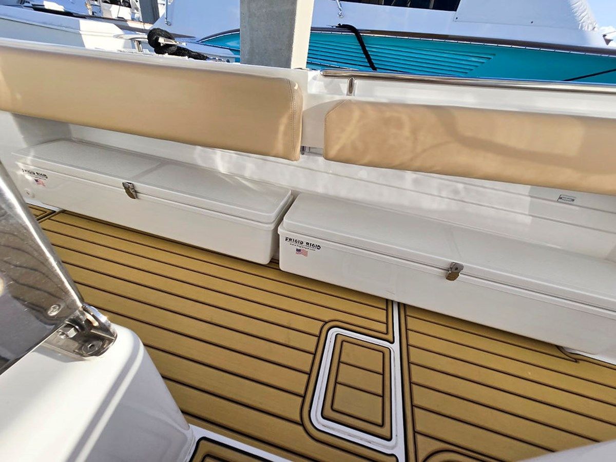 best yacht sales deals 2023 HCB 53 Suenos 2023