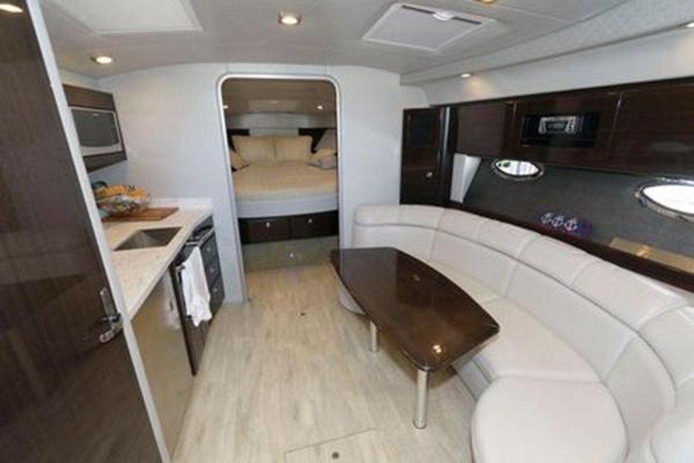 Happy Ours - Formula Boats