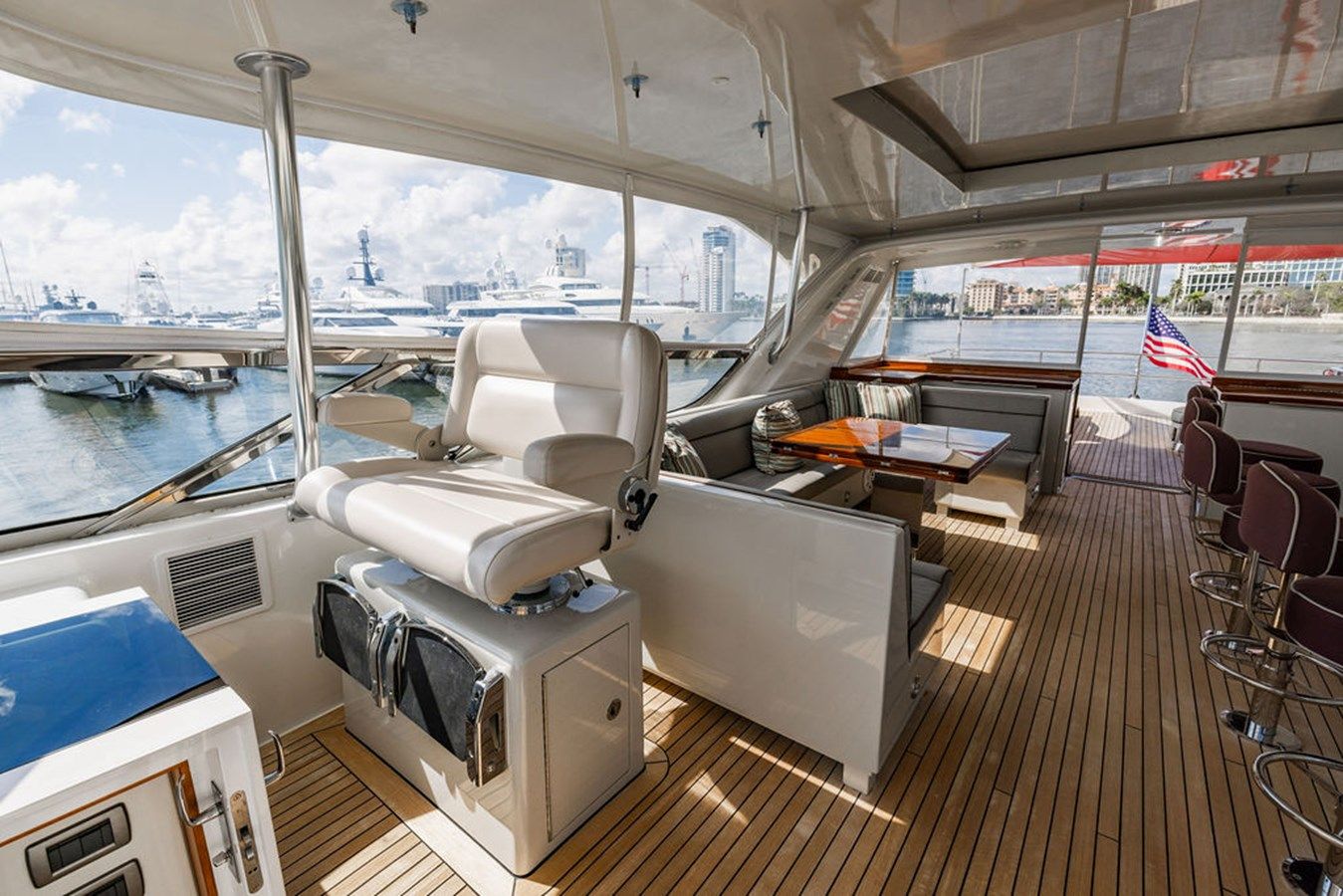 Buy a yacht H2ome 2013