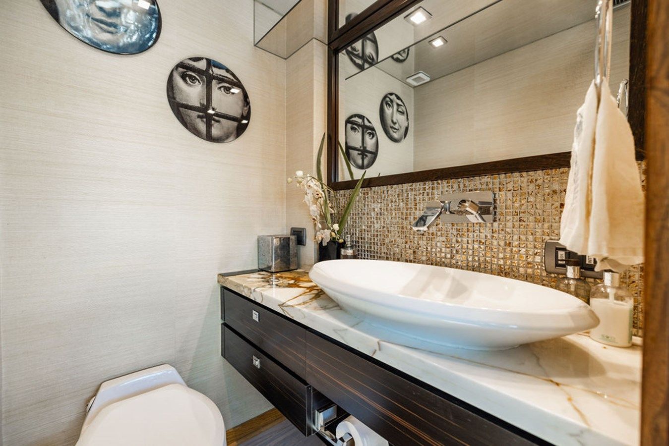 Buy a yacht H2ome - Hatteras