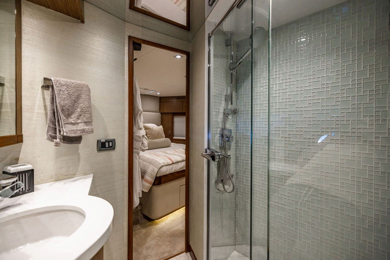 Buy a H2ome at Shestakov Yacht Sales