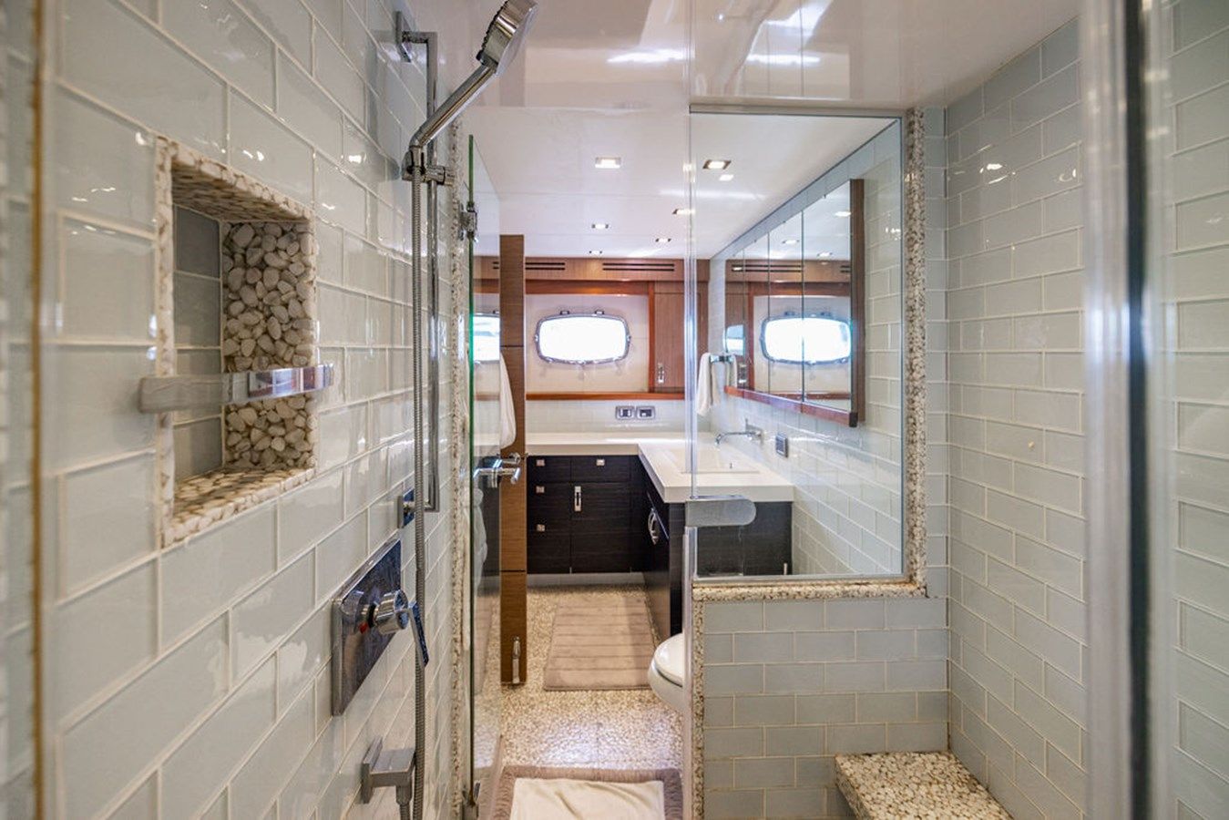 H2ome - Hatteras yacht sale