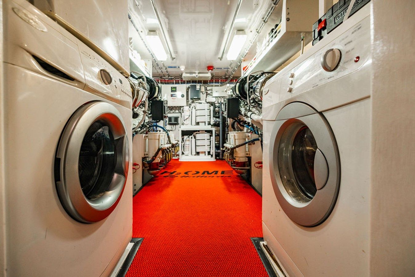 Buy a yacht H2ome 80