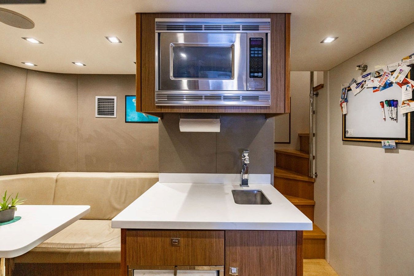 Buy a yacht H2ome - Hatteras