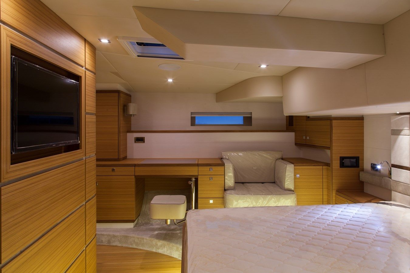 Buy a yacht Mazarin 72 Cruiser Racer Mazarin 72 - Evo 2 Racer - Cruiser