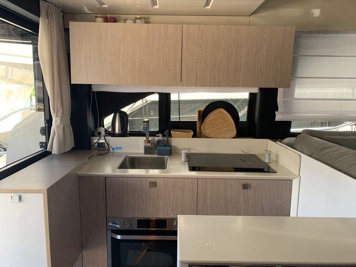 Buy a 0000 - Cranchi at Shestakov Yacht Sales