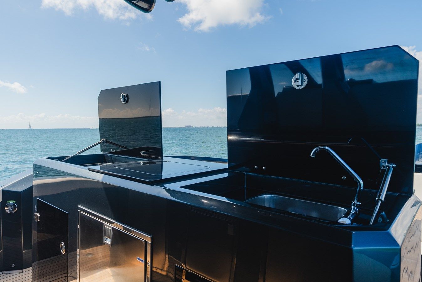 Buy a HEAVY D 50 at Shestakov Yacht Sales