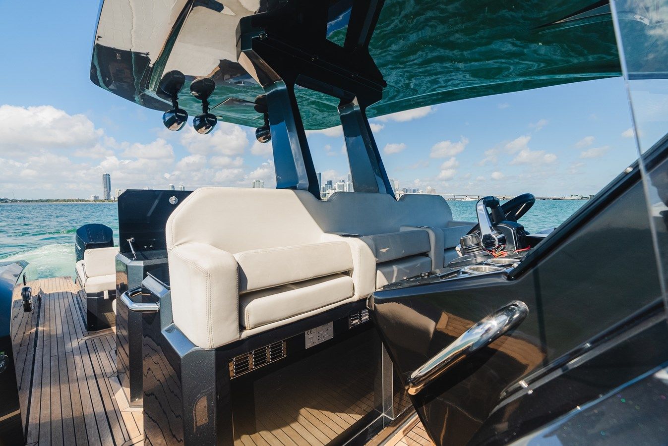 HEAVY D - PIRELLI yacht sale