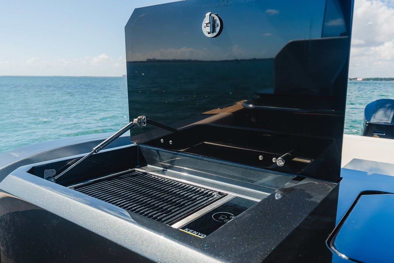 best yacht sales deals HEAVY D - PIRELLI