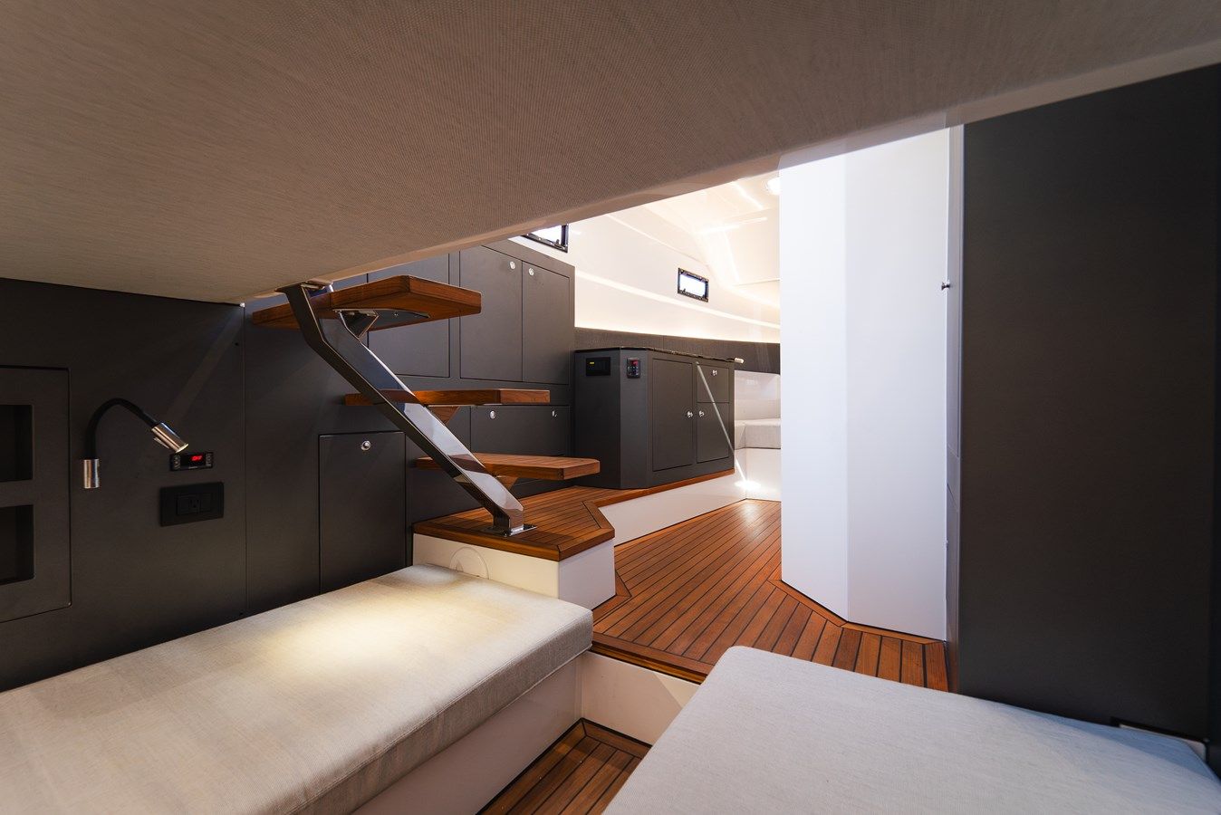 HEAVY D - PIRELLI price