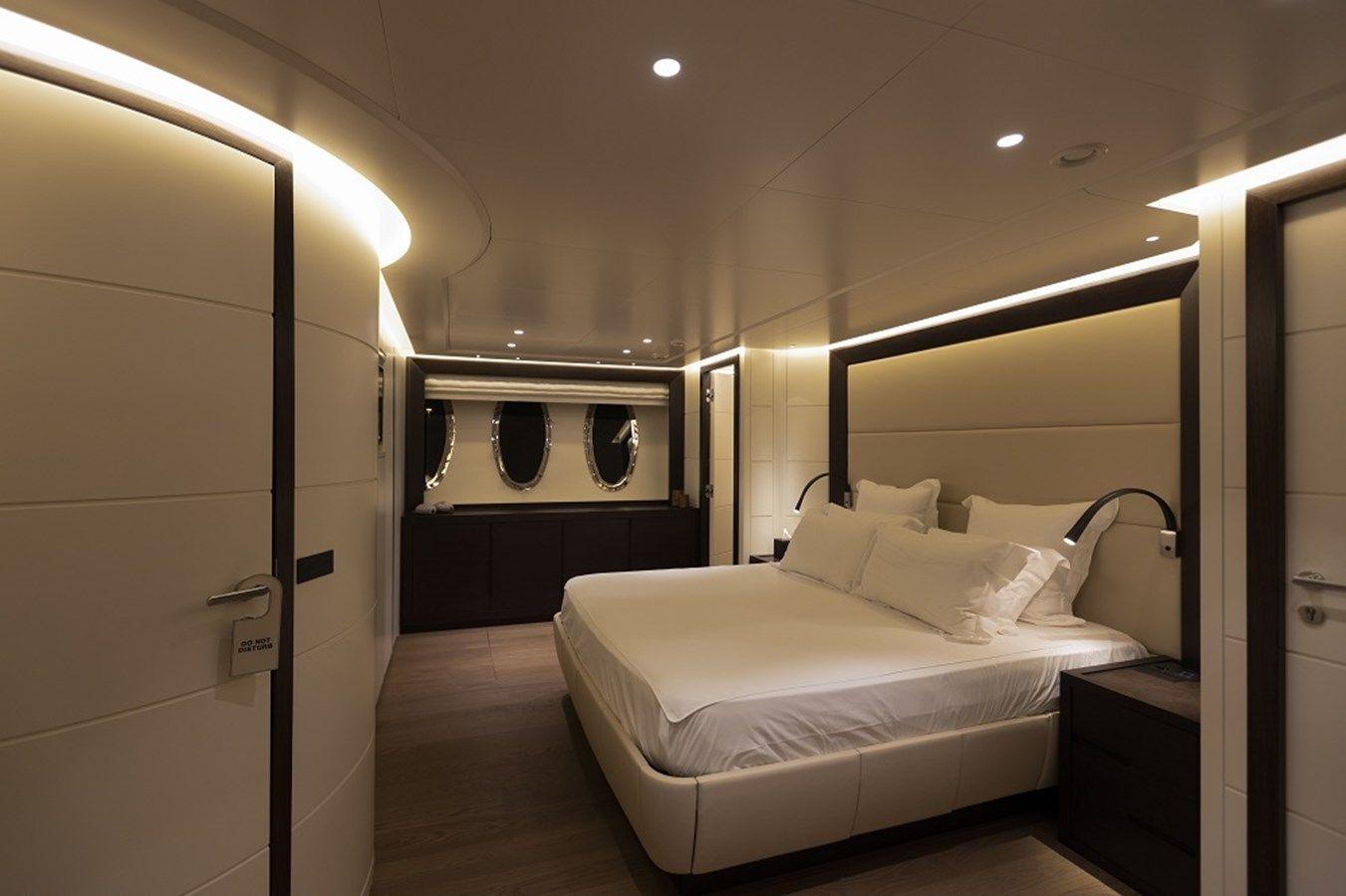 Купить яхту PEFTASTERI - POSILLIPO в Shestakov Yacht Sales