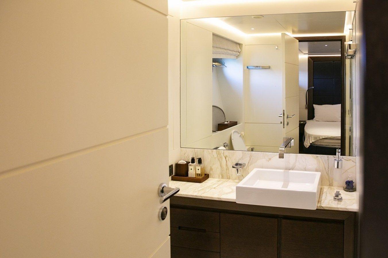 Стоимость яхты PEFTASTERI - POSILLIPO