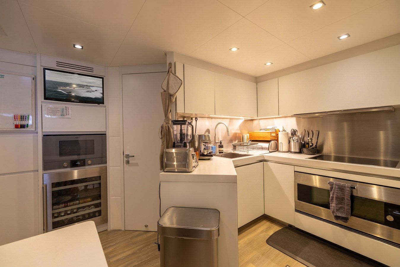 Стоимость яхты NAAV 108