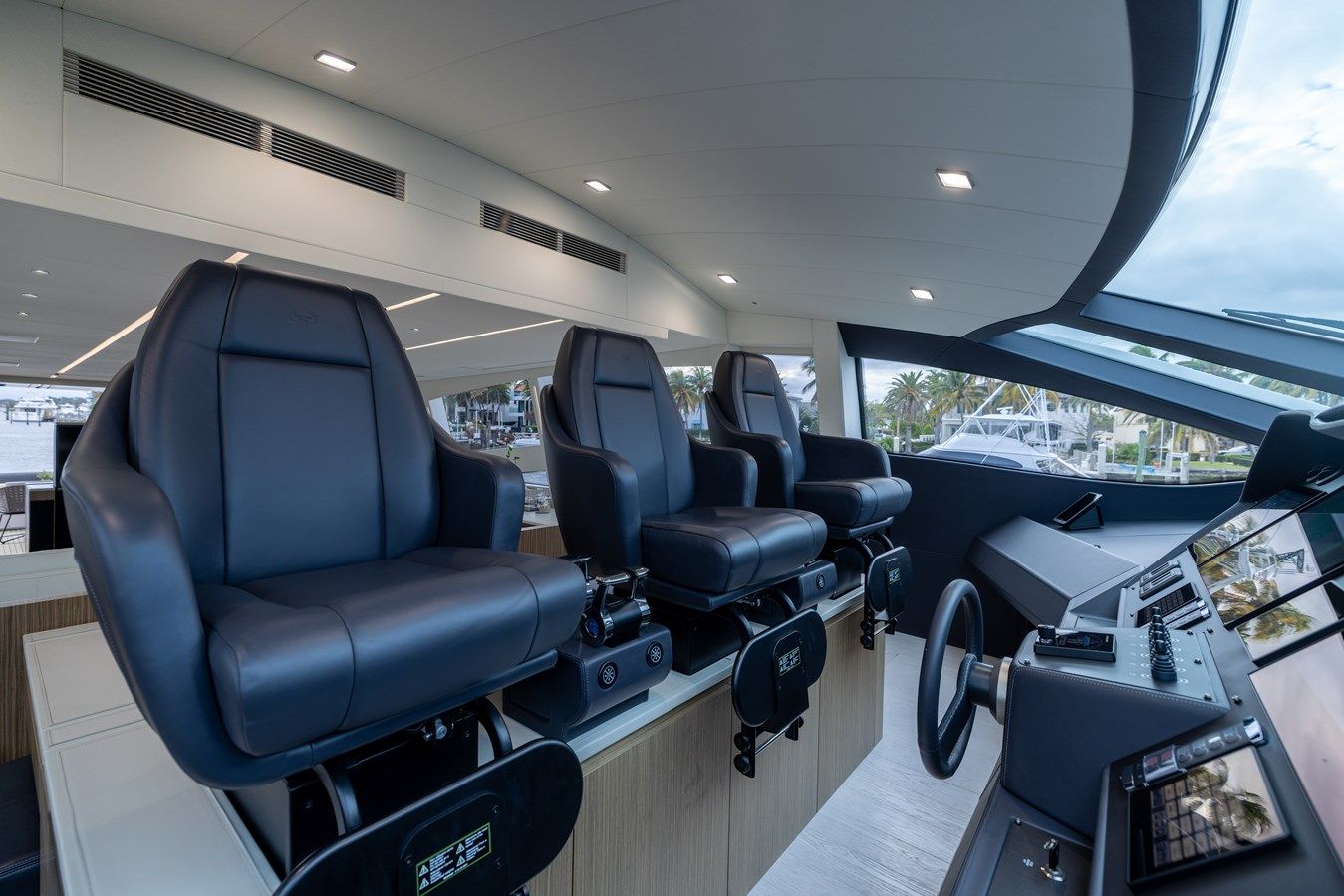 Лучшая цена на NAAV 108