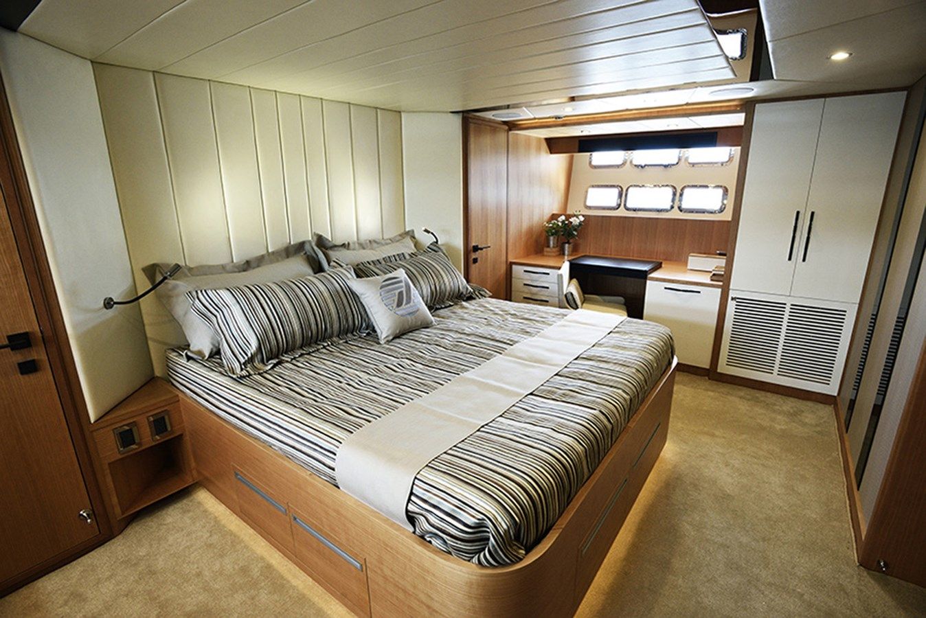 JOHNSON 93 OPEN BRIDGE - Johnson price