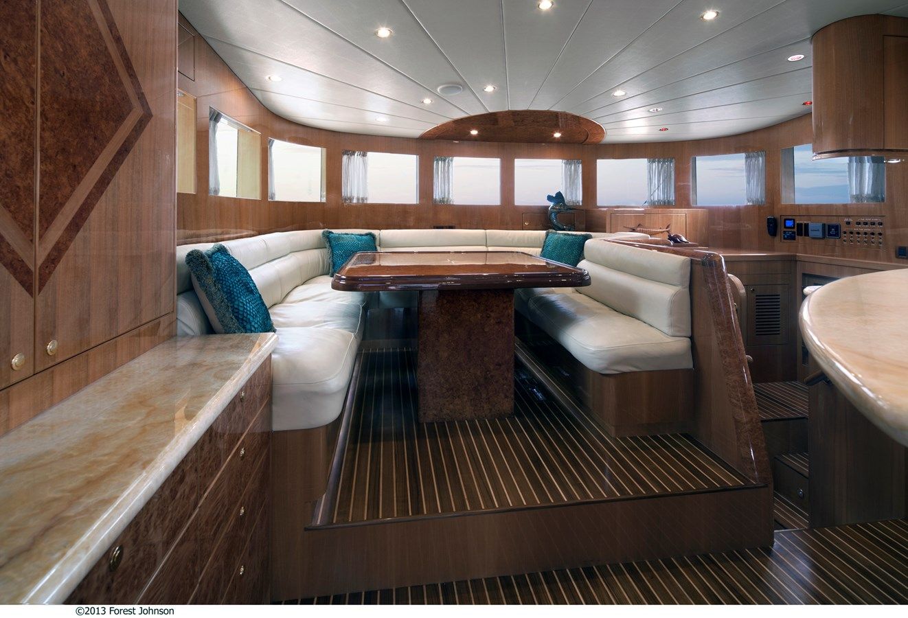 JOHNSON 80' FLYBRIDGE wFISHING COCKPIT - Johnson yacht sale