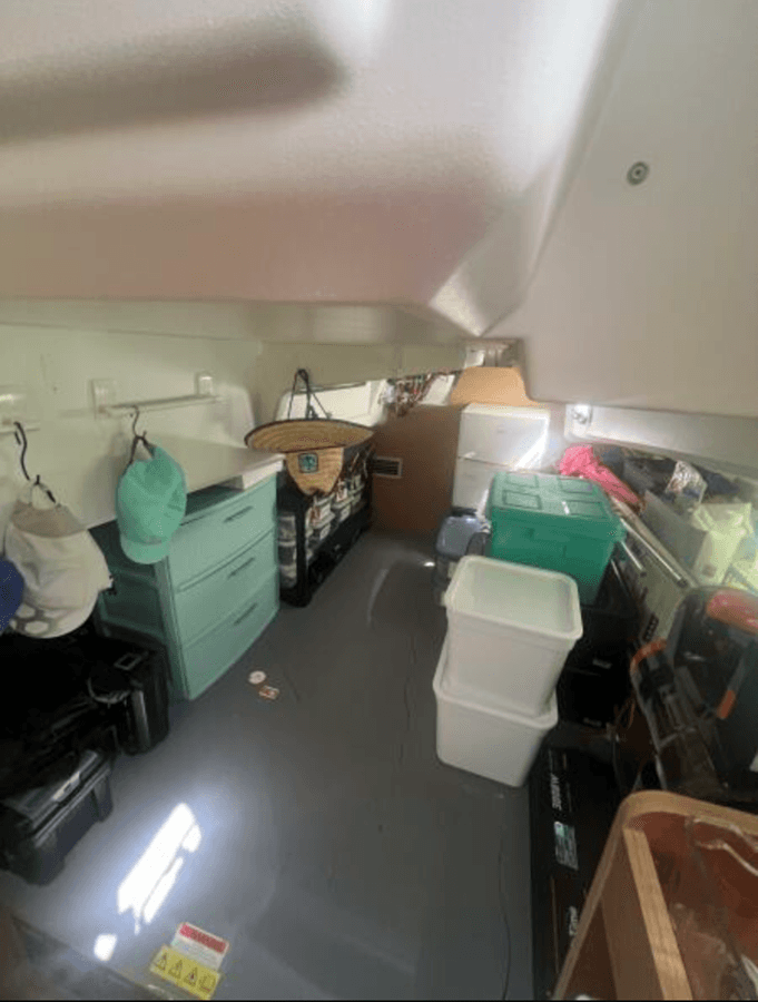 the best price on AQUA 47